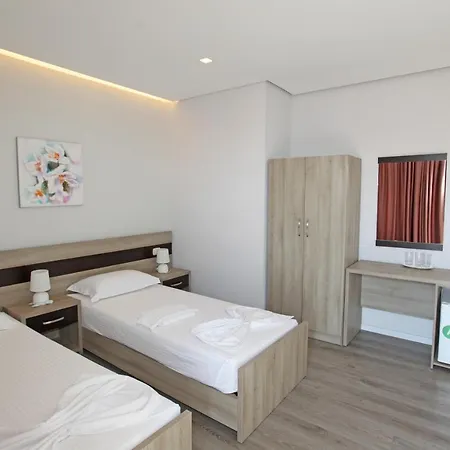 Hotel Star 3*