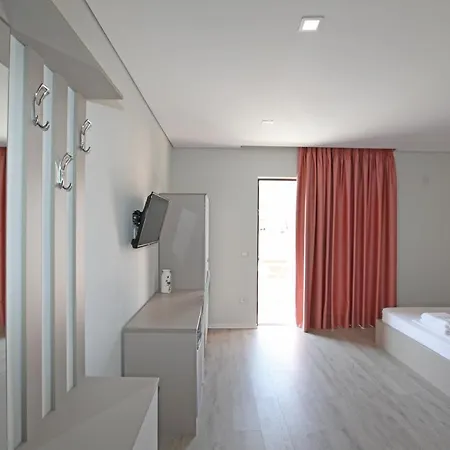 Star Hotel 3*