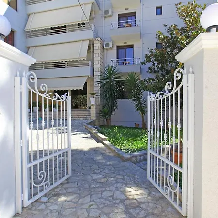 Star Sarandë