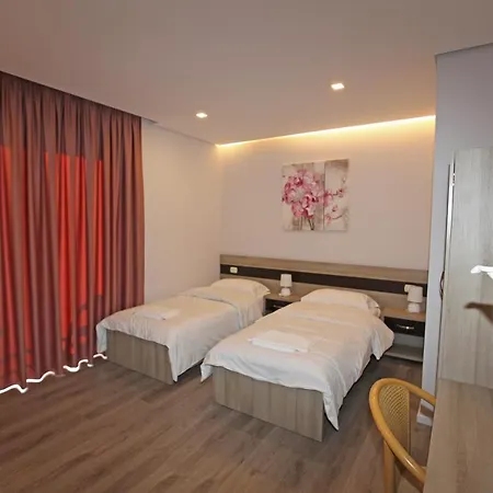 Star 3* Sarandë