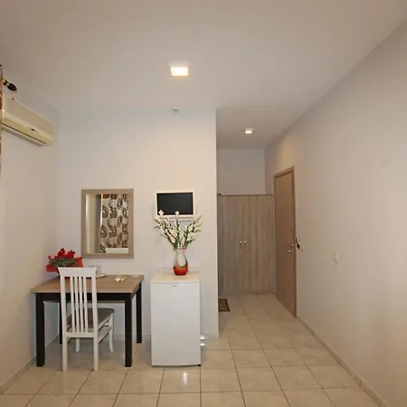 Star 3* Sarandë